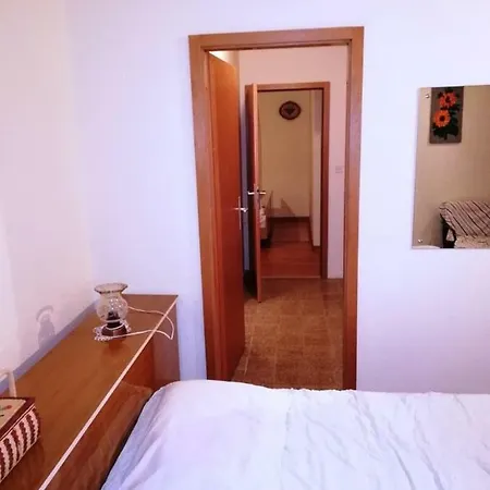 Apartment Nata- 3 Bedroom Beach Stanici